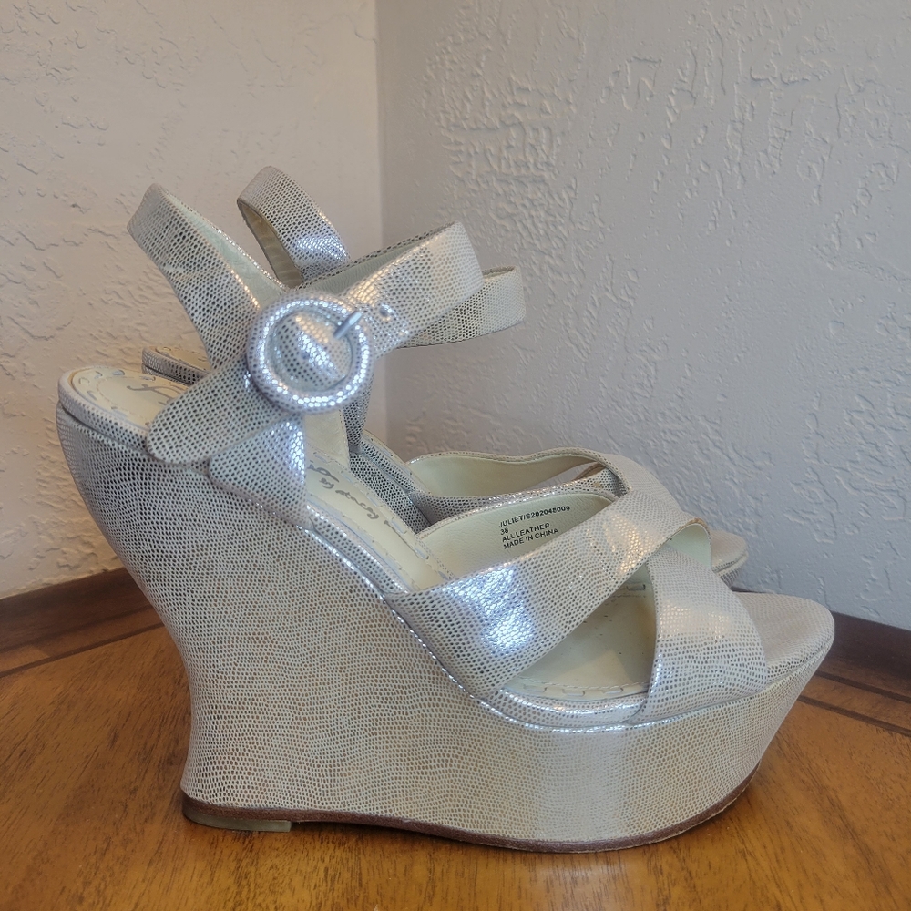 Alice + Olivia by Stacy bendet heels